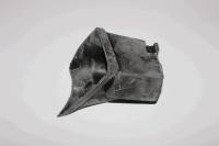 Заглушка переднего бампера правая