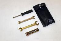 Инструменты бортовой комплект