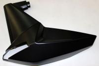 Облицовка бензобака правая (черный матовый)