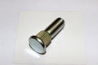 Болт колесной ступицы