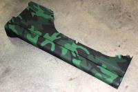 Облицовка пневмолифта, левая (зеленый камуфляж)