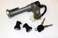Замок зажигания с замками в сборе