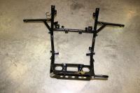 Кронштейн передний (масляный радиатор сзади)