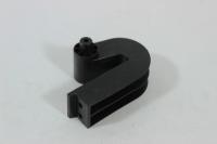 Крепление крышки вещевого ящика левое