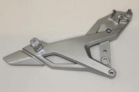 Кронштейн подножек левый