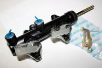 Тормозной цилиндр главной тормозной системы Х8