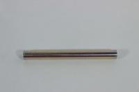 Ось переднего верхнего рычага