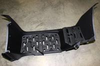 Подножка правая X8