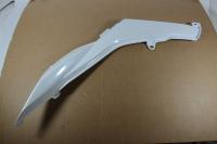 Боковая облицовка, левая (перламутрово белый)
