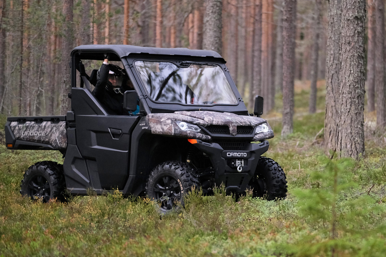 Мотовездеход CFMOTO UFORCE 1000 EPS