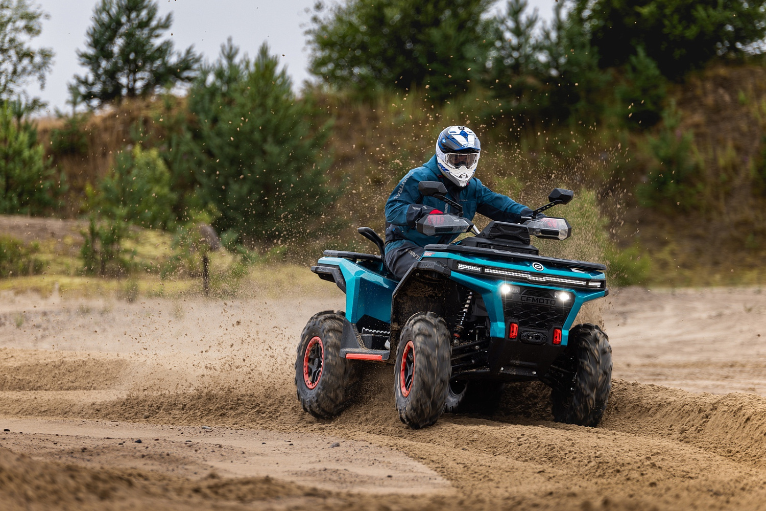 Квадроцикл CFMOTO CFORCE 650 EPS
