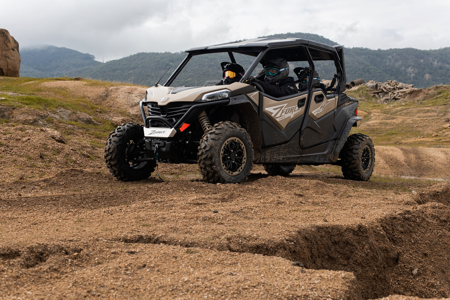 Мотовездеход CFMOTO ZFORCE 950 Sport-4 EPS
