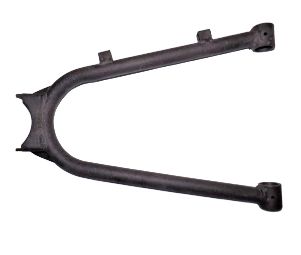 0131051  Рычаг задний верхний левый 13201100020