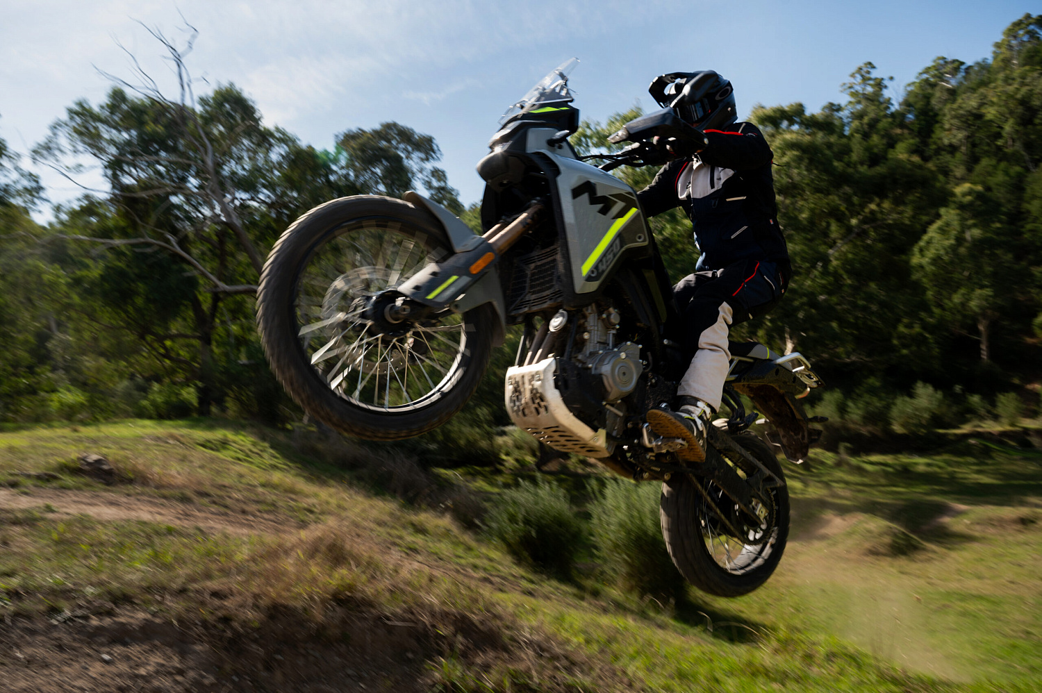 Мотоцикл CFMOTO 450MT Sport (ABS)