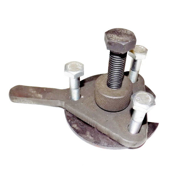 0743950  Приспособление для снятия подшипников ведущего вала