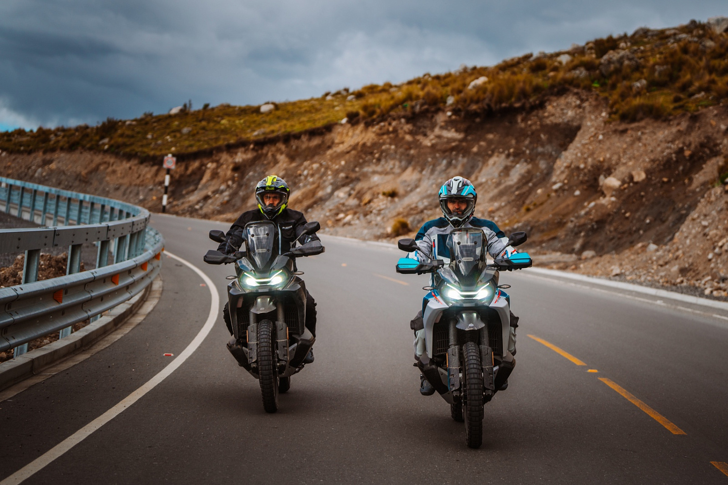 Мотоцикл CFMOTO 800MT-X Sport (ABS)