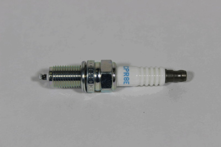 Свеча зажигания DCPR8E