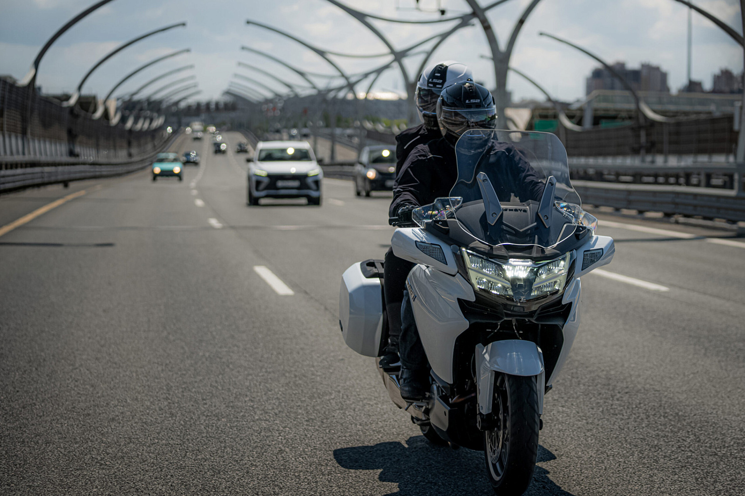 Мотоцикл CFMOTO 1250TR-G (ABS)