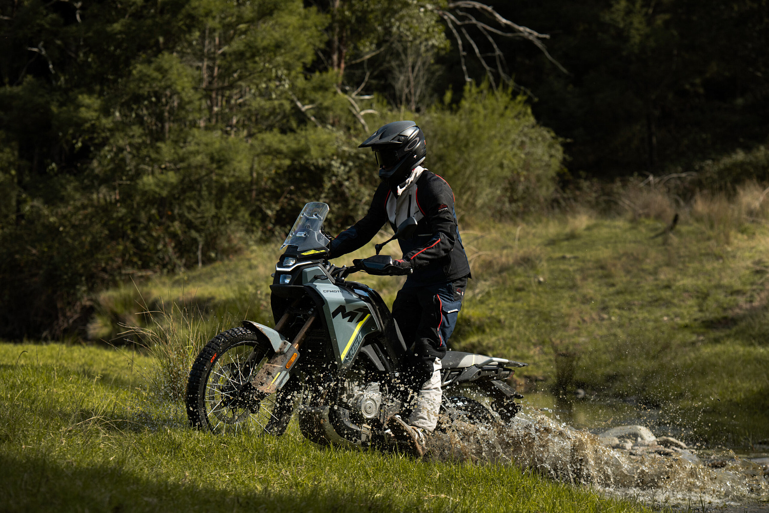 Мотоцикл CFMOTO 450MT Sport (ABS)