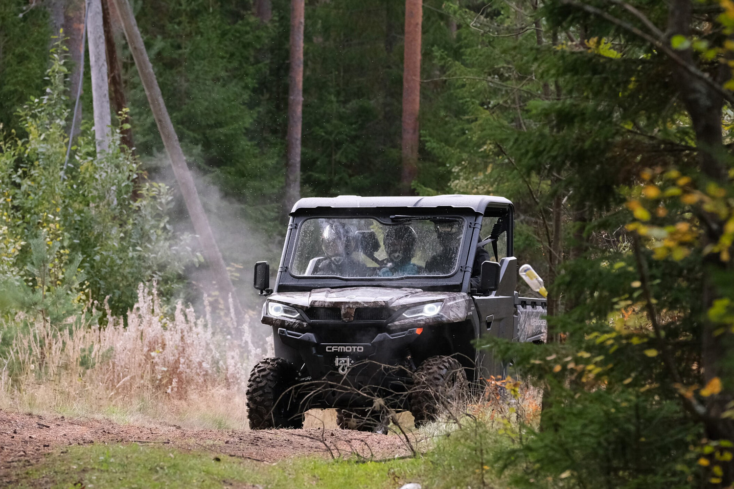 Мотовездеход CFMOTO UFORCE 1000 EPS