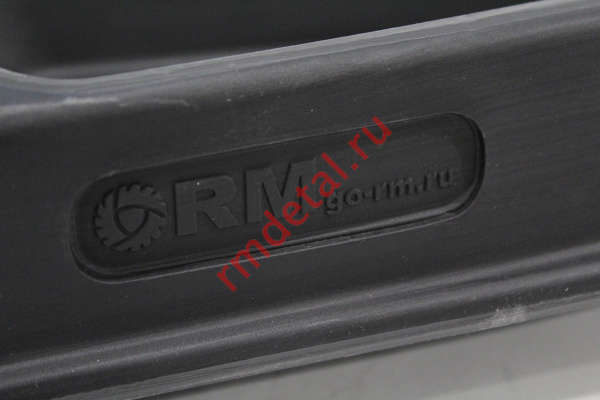 0144689  Лыжа L30300390