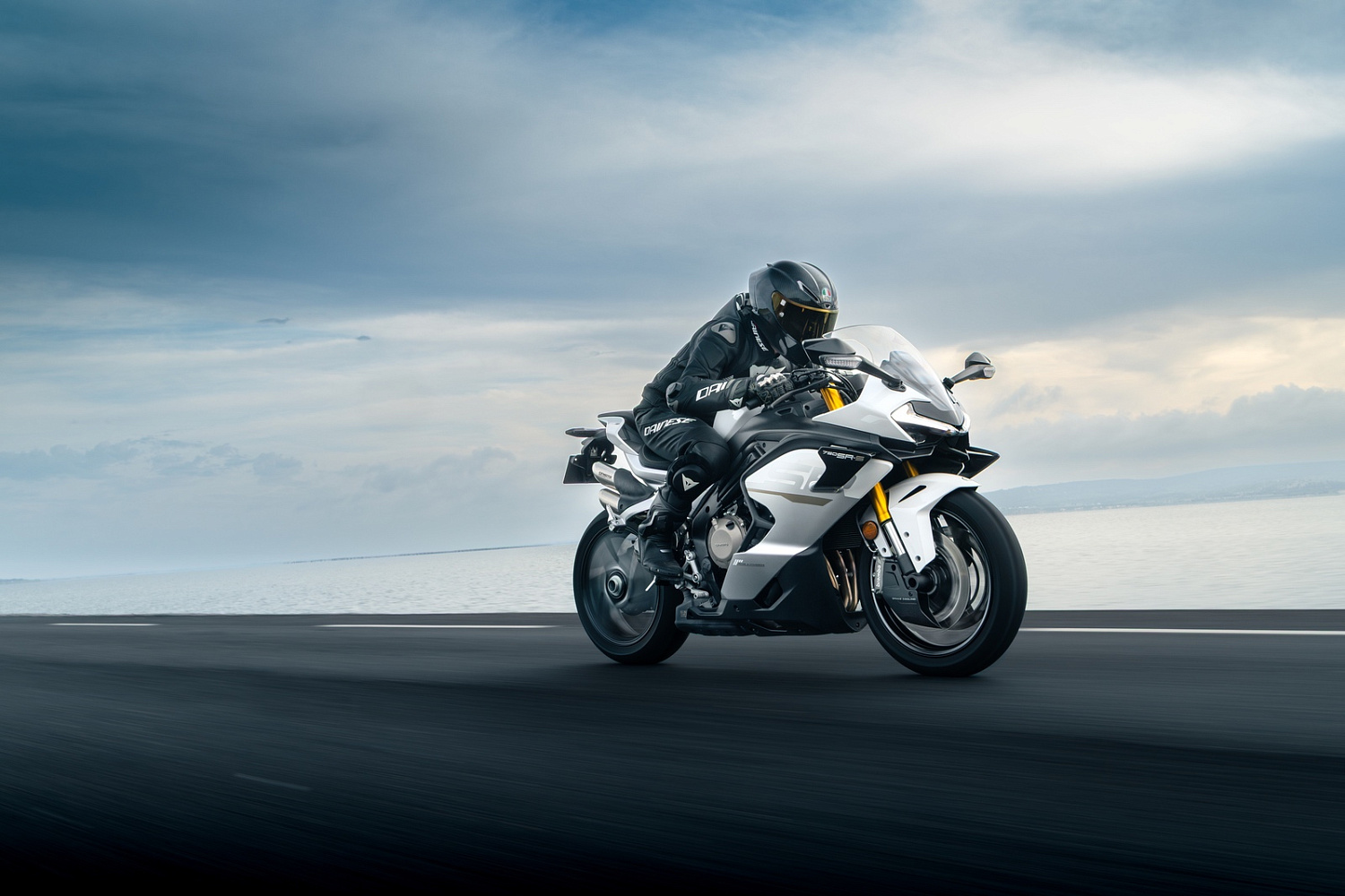 Мотоцикл CFMOTO 750SR-S (ABS)